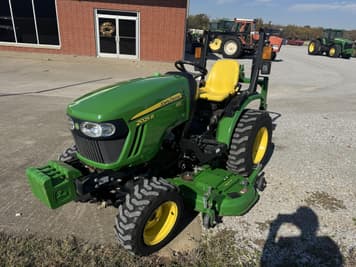 Main image John Deere 2025R